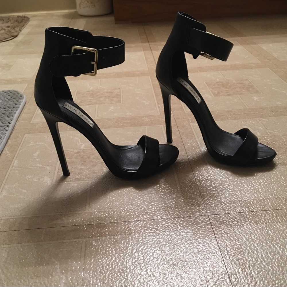 Steve Madden heels